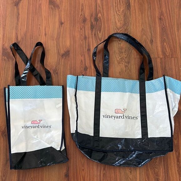 Vineyard Vines reusable tote - Picture 1 of 4